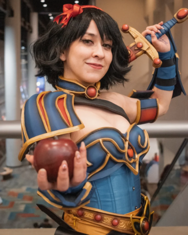 Snow White Cosplay